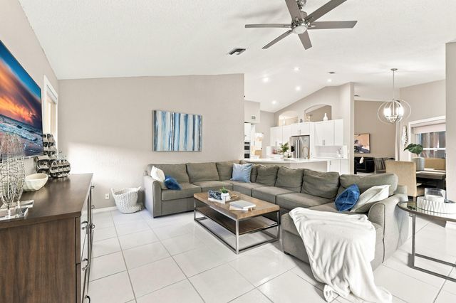 20369 HACIENDA Court, Boca Raton, FL 33498