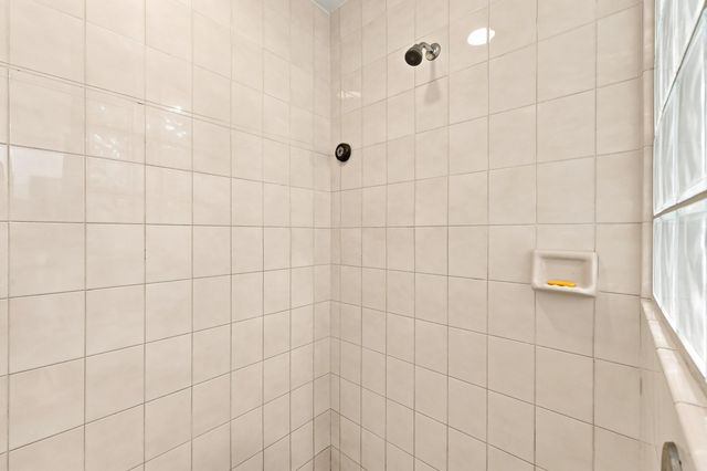 20369 HACIENDA Court, Boca Raton, FL 33498