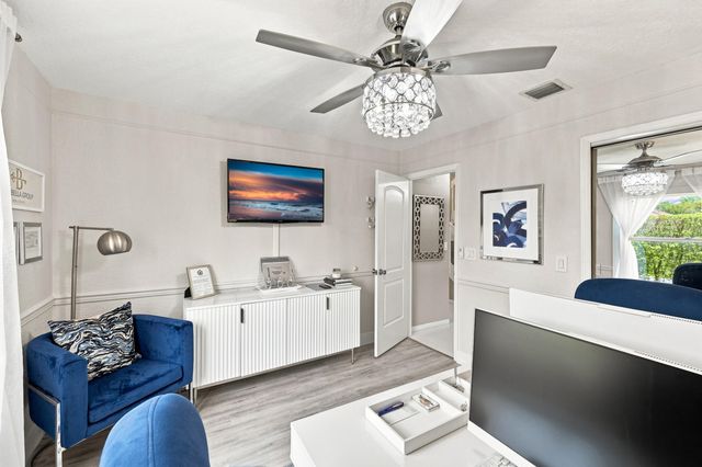 20369 HACIENDA Court, Boca Raton, FL 33498