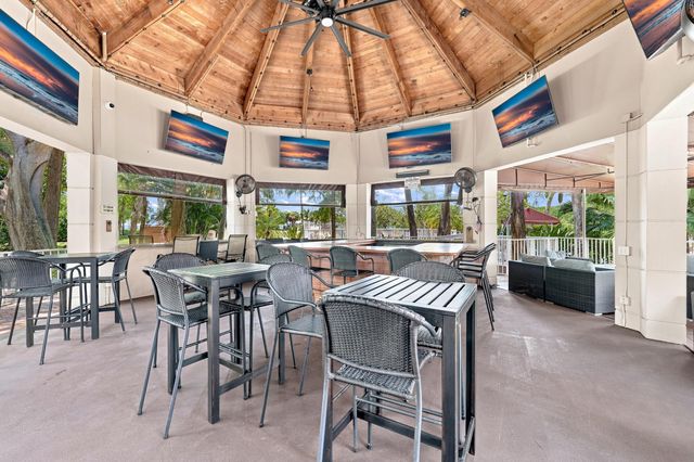 20369 HACIENDA Court, Boca Raton, FL 33498