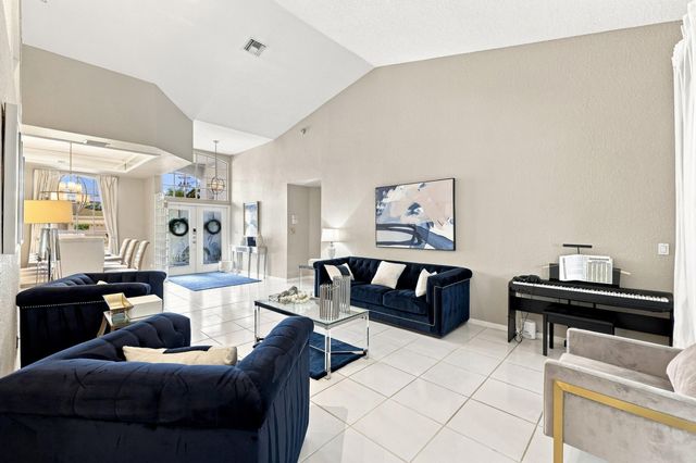 20369 HACIENDA Court, Boca Raton, FL 33498