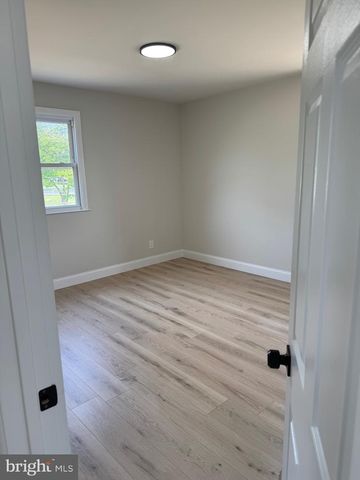 417 VETERANS DR, Palmyra, NJ 08065