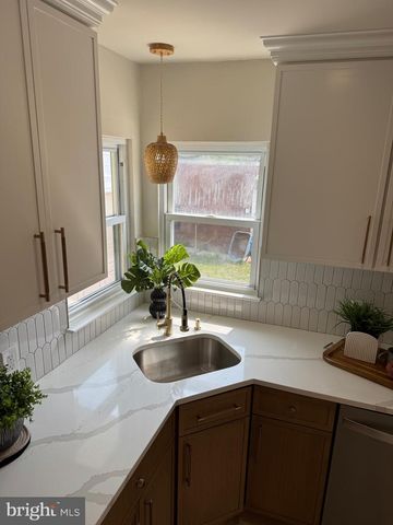 417 VETERANS DR, Palmyra, NJ 08065