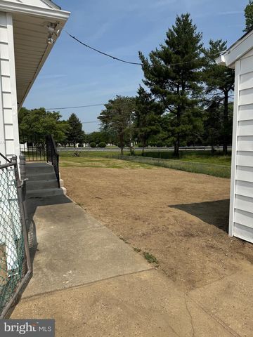 417 VETERANS DR, Palmyra, NJ 08065