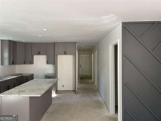 5385 BOOKER T Drive, Morrow, GA 30260