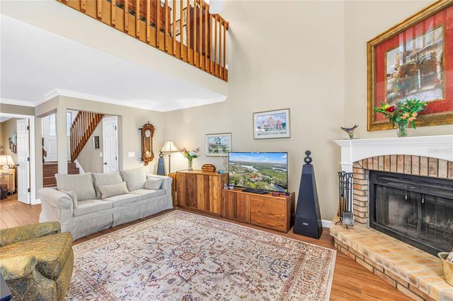 812 AMELIA COURT NE, St Petersburg, FL 33702