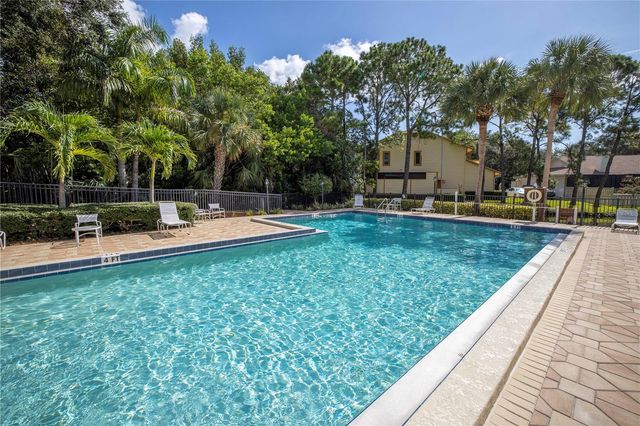 812 AMELIA COURT NE, St Petersburg, FL 33702