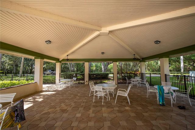 812 AMELIA COURT NE, St Petersburg, FL 33702