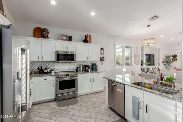 518 S 122ND Lane, Avondale, AZ 85323