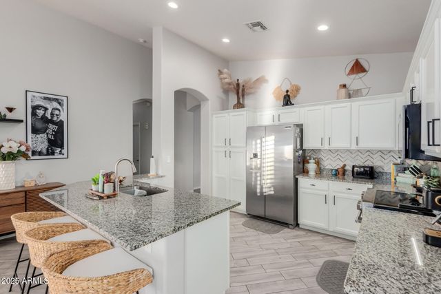 518 S 122ND Lane, Avondale, AZ 85323