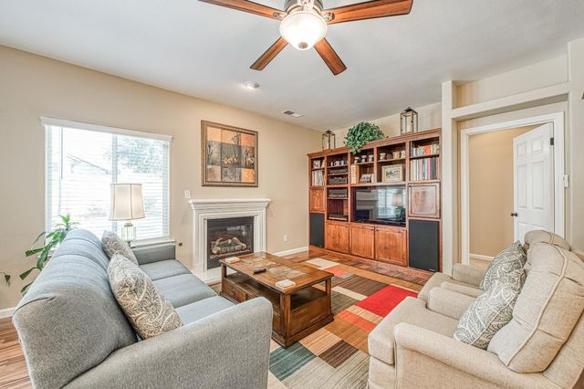 1893 Decatur Avenue, Clovis, CA 93611