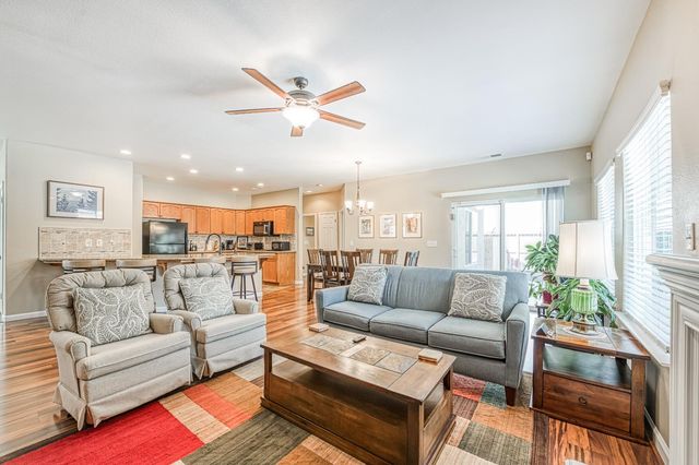 1893 Decatur Avenue, Clovis, CA 93611