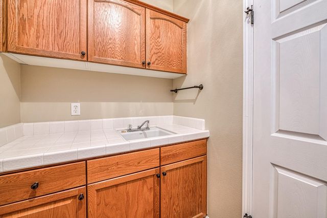 1893 Decatur Avenue, Clovis, CA 93611