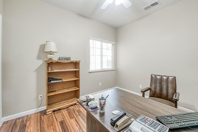 1893 Decatur Avenue, Clovis, CA 93611