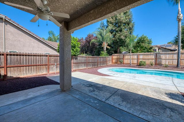 1893 Decatur Avenue, Clovis, CA 93611