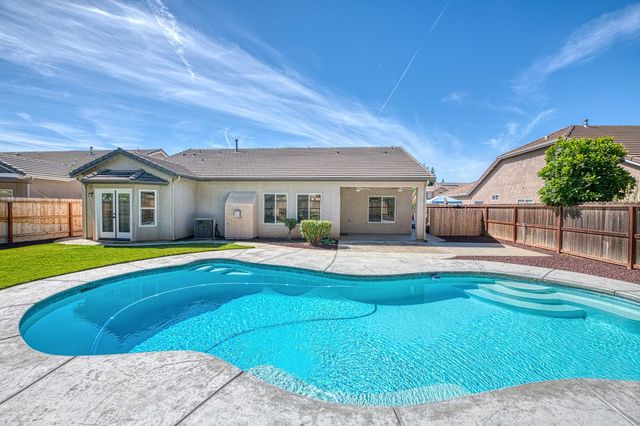 1893 Decatur Avenue, Clovis, CA 93611