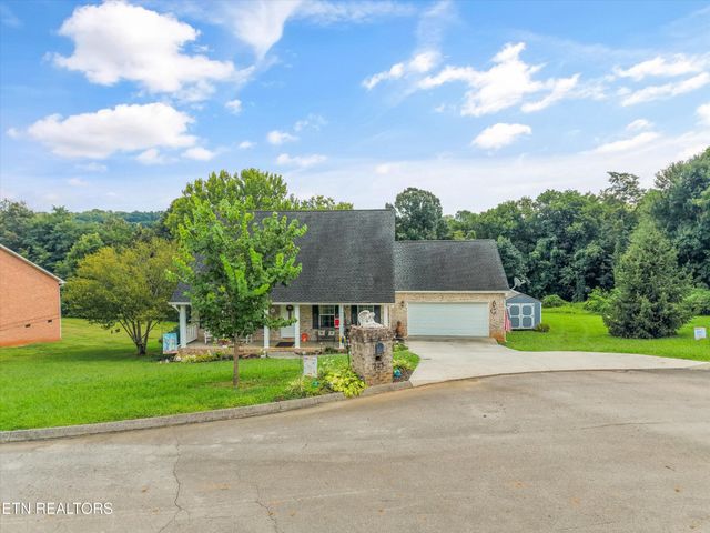 225 Hillsborough Lane, Lenoir City, TN 37772