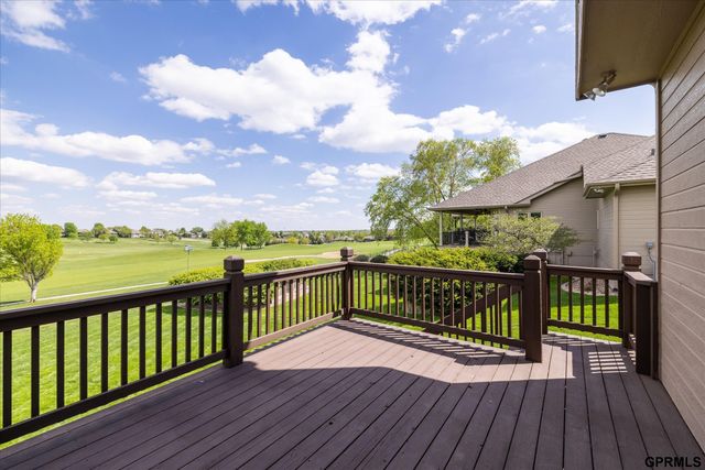 6005 N 163 Street, Omaha, NE 68116