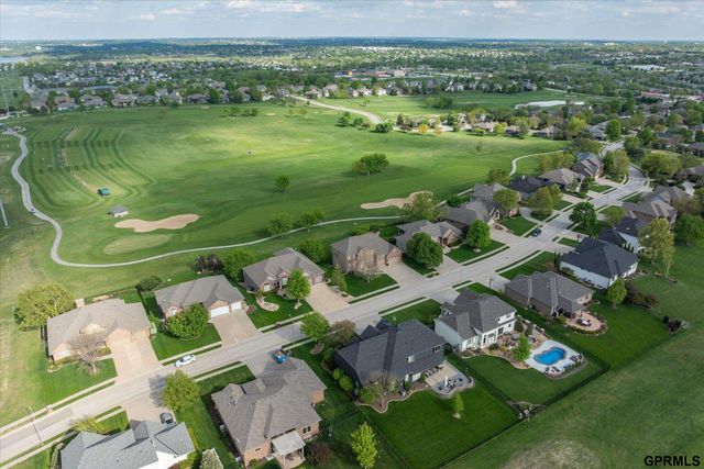 6005 N 163 Street, Omaha, NE 68116