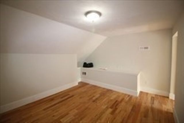 64 Butterfield 2, Lowell, MA 01852