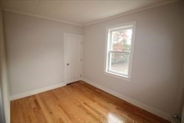 64 Butterfield 2, Lowell, MA 01852