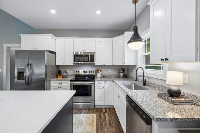 3027 Highway 49 W, Charlotte, TN 37036