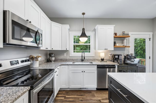 3027 Highway 49 W, Charlotte, TN 37036