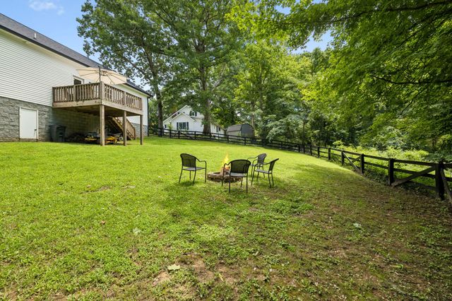 3027 Highway 49 W, Charlotte, TN 37036