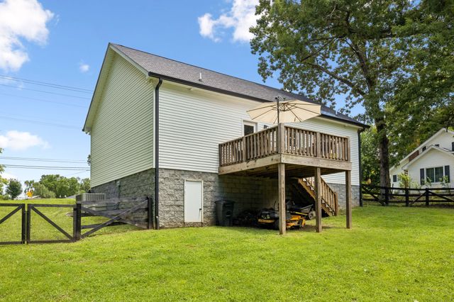3027 Highway 49 W, Charlotte, TN 37036