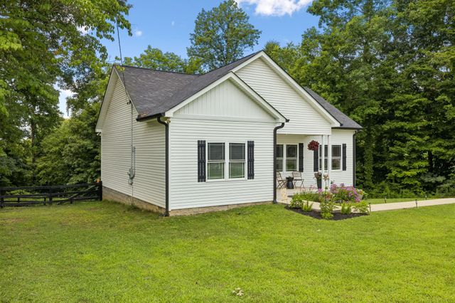 3027 Highway 49 W, Charlotte, TN 37036