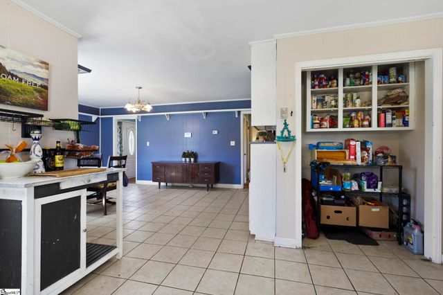 200 Yorkshire Drive, Spartanburg, SC 29301