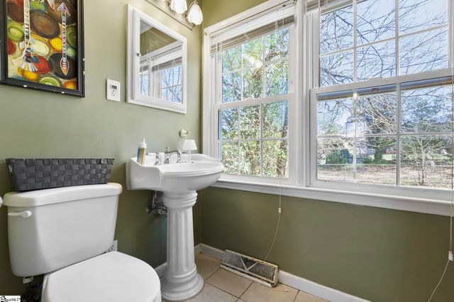 200 Yorkshire Drive, Spartanburg, SC 29301