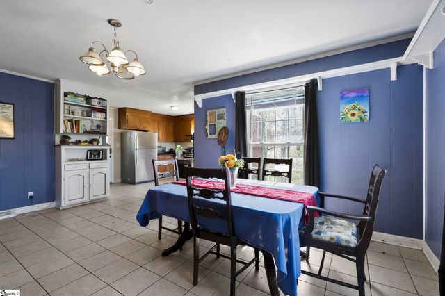 200 Yorkshire Drive, Spartanburg, SC 29301