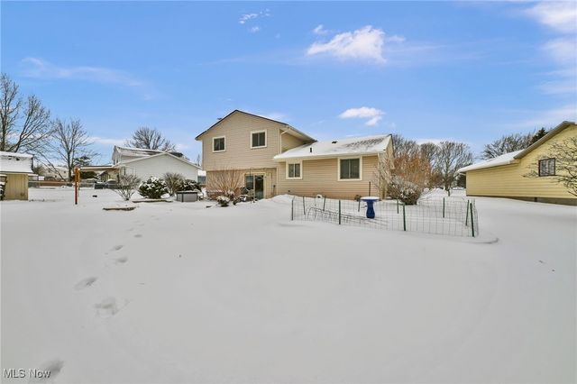 67 Wellsley Place, Brunswick, OH 44212