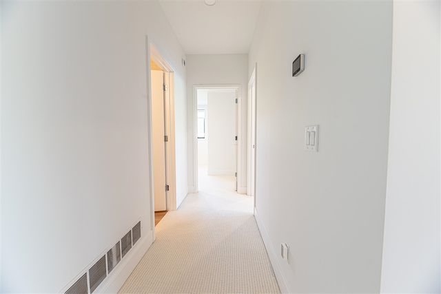 5044 Hickory Pointe Woods, Ada, MI 49301