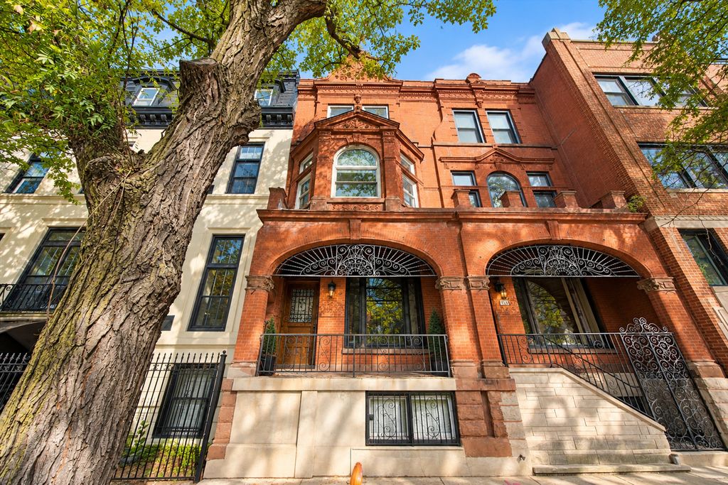 919 N LaSalle Drive, Chicago, IL 60610 — exterior