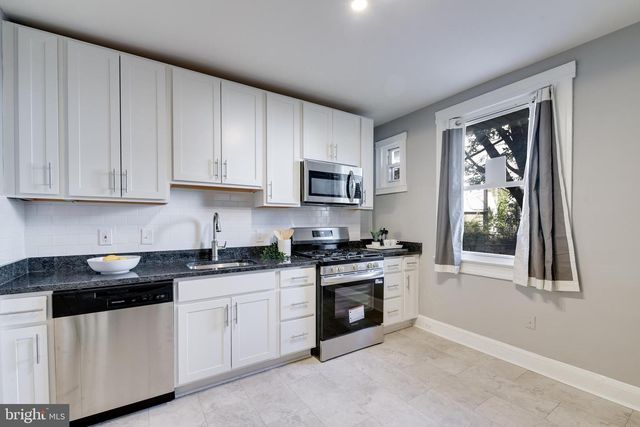 2330 LAURETTA AVE, Baltimore, MD 21223