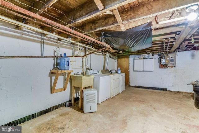 2330 LAURETTA AVE, Baltimore, MD 21223