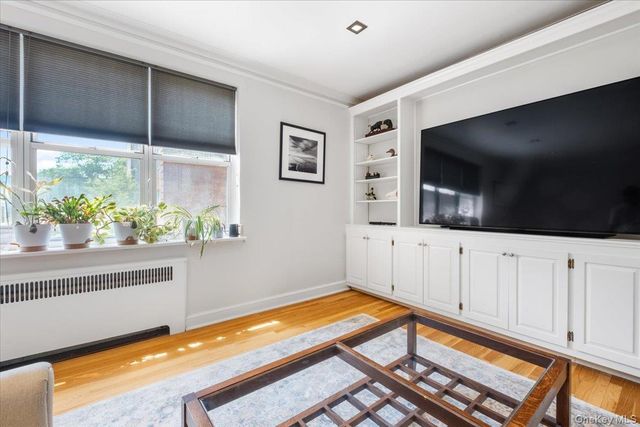 90 Bryant Avenue 2B- Dorset, White Plains, NY 10605