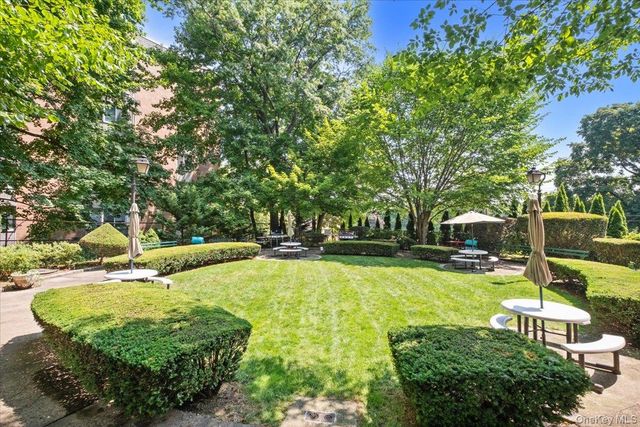 90 Bryant Avenue 2B- Dorset, White Plains, NY 10605