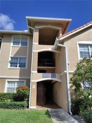 215 SW 117th Ter 14205, Pembroke Pines, FL 33025