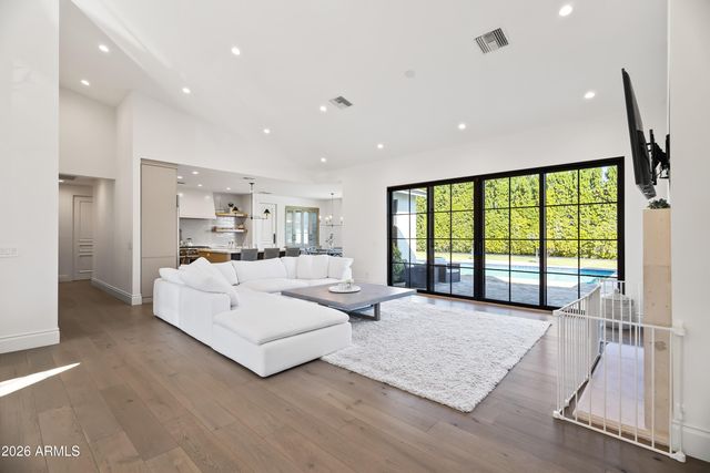 6114 E CALLE DEL PAISANO --, Scottsdale, AZ 85251