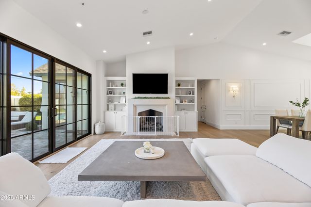 6114 E CALLE DEL PAISANO --, Scottsdale, AZ 85251