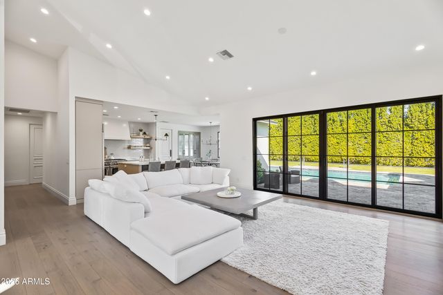 6114 E CALLE DEL PAISANO --, Scottsdale, AZ 85251