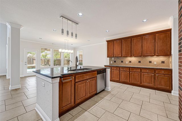 13310 Pecan Walk Lane, Sugar Land, TX 77498