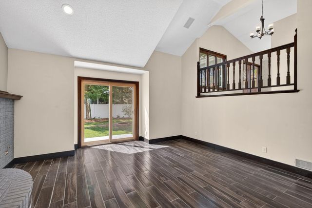 798 Sunset Drive, Eagan, MN 55123