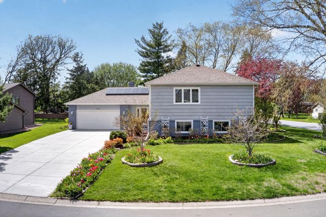 798 Sunset Drive, Eagan, MN 55123