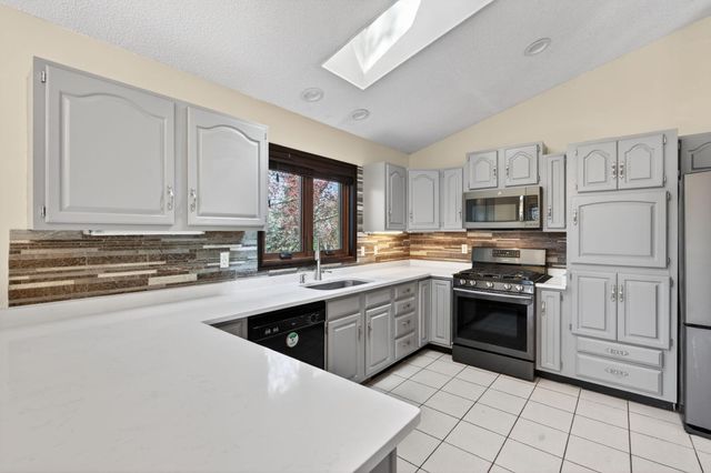 798 Sunset Drive, Eagan, MN 55123