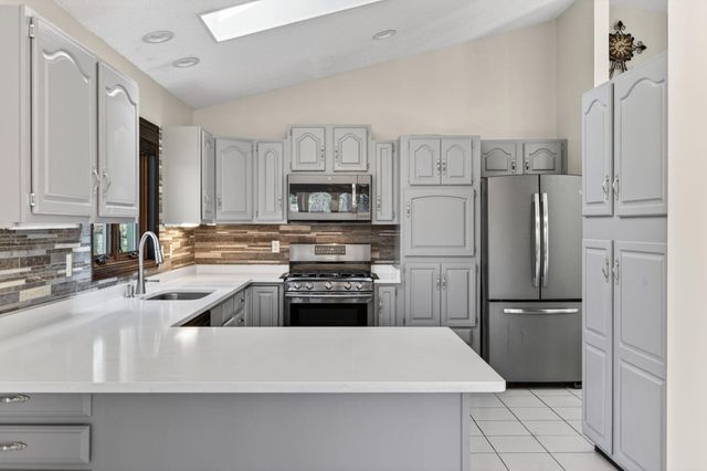 798 Sunset Drive, Eagan, MN 55123