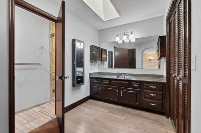 798 Sunset Drive, Eagan, MN 55123